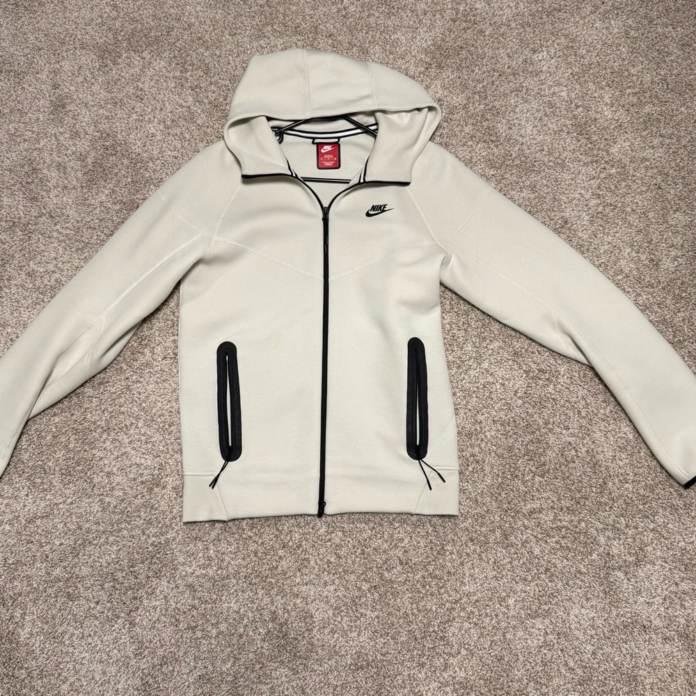 Nike Cream Zip-Up Hoodie - Small/Tall